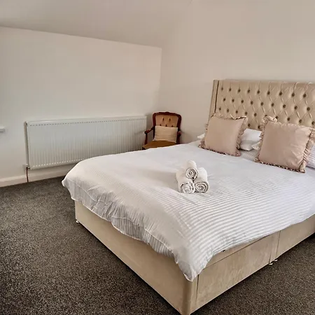 Holiday home Modern 3 Bedroom In Egremont, Western District, Sleeps Up To 6